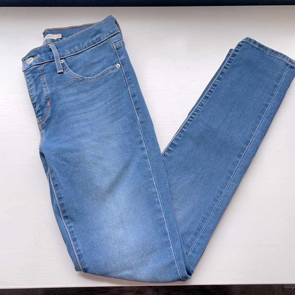 levis shaping skinny